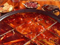 -正南齊北重庆老火锅(光华村直营店)