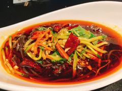 酸辣蕨根粉-鸣记脆皮烤鱼·海鲜烤鱼(三八广场店)