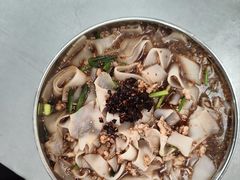 -正宗杨记普洱酸醋米线(总店)