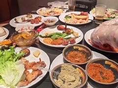 -涨巢·潮玩水疗局