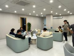 -上海大学附属上海和平眼科医院
