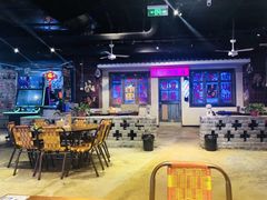 大堂-马路牙子地桌烤肉(工体店)