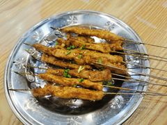 -江城燕子大排档(江汉路步行街店)