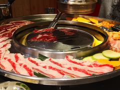 -哈哈碳都·牛肋条无限自助烤肉(台江万达店)