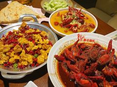 -叶派龙虾•招牌香辣蟹·海鲜(中海国际店)