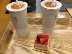 -湊湊火锅·茶憩(新中关购物中心店)
