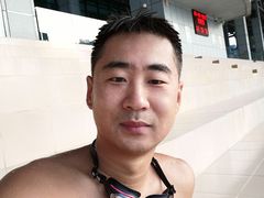 -宝安体育馆游泳馆