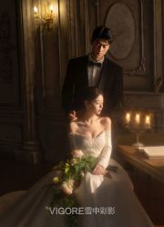 -雪中彩影婚纱摄影·微光艺术中心