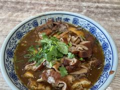 精品小肠卤煮菜底-门框胡同百年卤煮(新街口店)