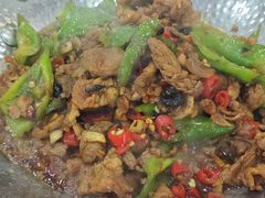 -湖南人家湘菜馆(镇江路店)