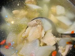 -香巴拉云南餐厅(华莱坞店)