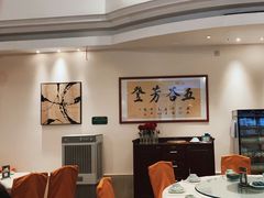 -五谷芳乳鸽王(海景店)