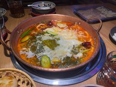 -洱火云南酸菜牛肉火锅(石景山当代商城店)