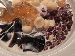 娟珊大满贯-RUXU入续糖水铺与包(卓悦中心店)