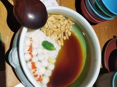 -吃饭皇帝大土家民族菜(正大广场店)