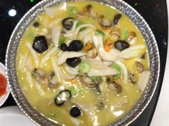 -香山湖家家宴(中山陵店)