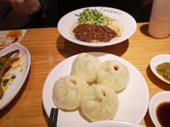 -凤起龙游老面包子(凯德晶品店)