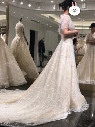 -拉瑞娜LaReine婚纱礼服高级定制