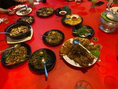 -大树下海鲜饭店