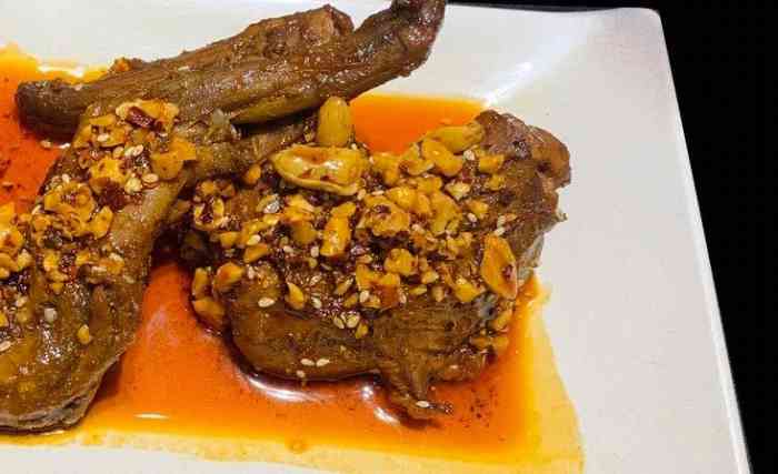 杨二扯鲜兔火锅(温江大学城店)-"之前老公说来试试,我觉得对兔子不感