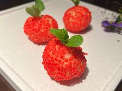 -江上荟·创意中国菜(绿地缤纷城店)