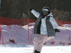 -鳌山滑雪度假区