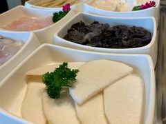 -海底捞火锅(杭州萧山宝龙广场店)