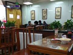 大堂-陈寔包子王·卤煮小肠·京味小吃(龙潭店)