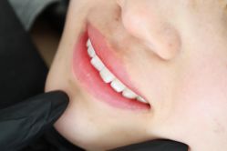 -轻妆Feel·半永久纹眉眼线