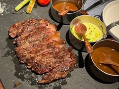 -弦月窗LUNETTE BY AMANDA(复兴路店)