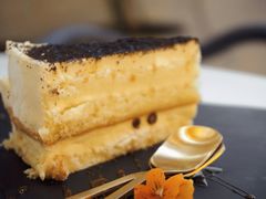 -浮漫咖啡(镜湖万达广场店)