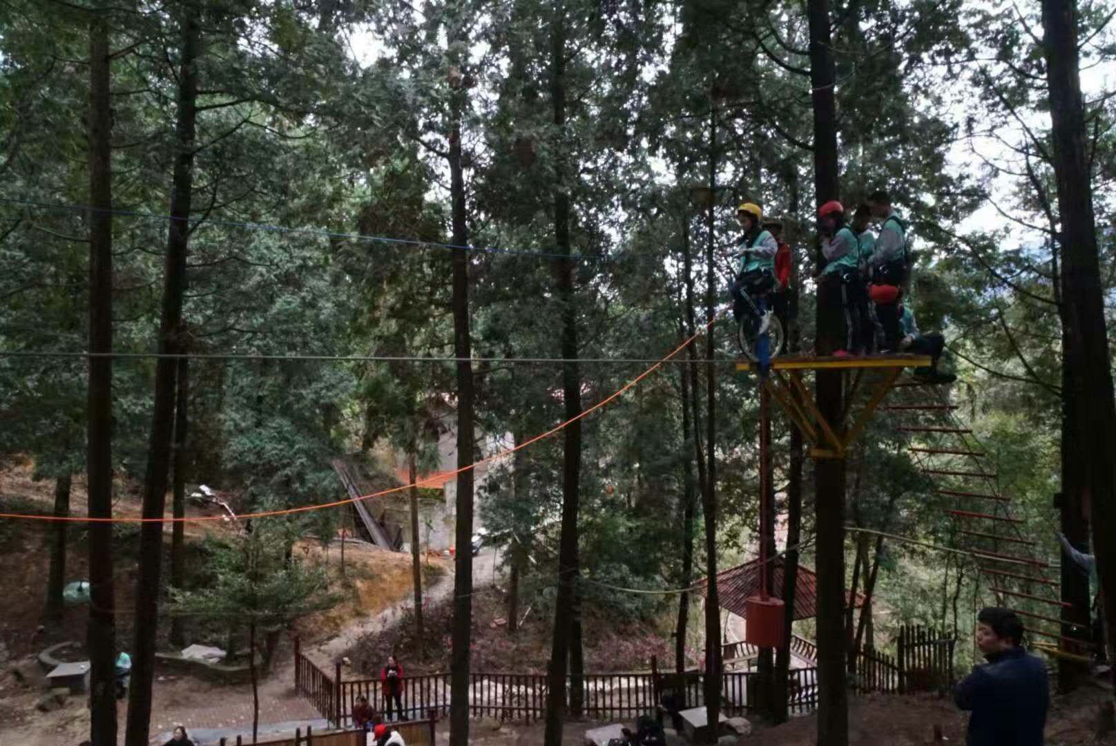 庄园位于山清水秀的永泰县清凉镇,距福州仅