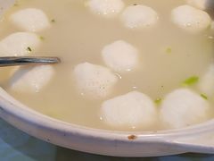 -魏铭鱼头捞饭(晋阳路店)