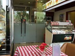 -红宝石·鲜奶小方(长阳店)