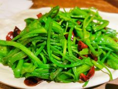 -隔壁老王·家常云南菜(皇冠店)