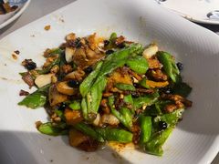 -回家乡湘菜馆(凌奥店)