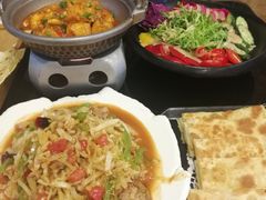 酸菜肉-塔城美食(塔城办事处店)