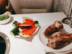 -三人行骨头王火锅(长寿店)