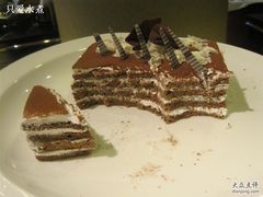 蛋糕-岷山饭店-芝芝自助餐厅