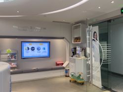 -唯儿诺儿童医院·儿科·眼科·口腔(海岸城店)