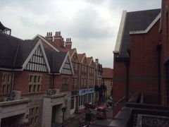 iphone_upload_pic-钟书阁(松江泰晤士小镇店)