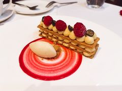 芳芳招牌拿破仑千层酥-L'Arome芳芳法国餐厅(仙林金鹰店)