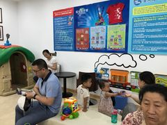 -美吉姆国际儿童发展中心(红谷滩绿地缤纷城中心)