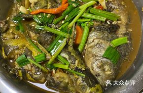 Stewed Yellow Catfish with Mixed Fish