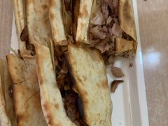 肥肠火烧-宝光熏肉鞋底火烧(新街口店)