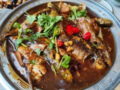 -鸿亨泰杂鱼馆(港馨家园店)