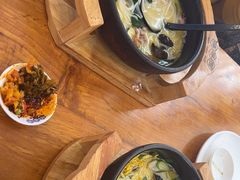 -桥香园过桥米线(国贸店)