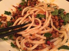 鸡肉炒米粉-疆Jiang·新疆秘制料理