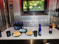 -GAGA主题量贩式KTV平价店(工大店)