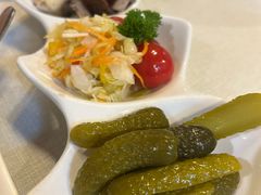 俄式腌菜拼盘-老井俄式餐厅